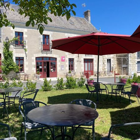 Logis Auberge De Crissay Esterno foto