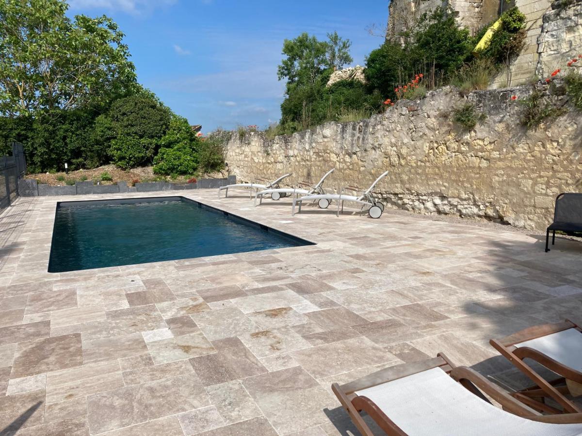 Logis Auberge De Crissay Esterno foto